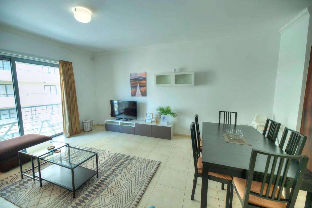 Modern 3Br Stylish & Spacious Apartment - Close To Sliema Promenade Gzira Esterno foto