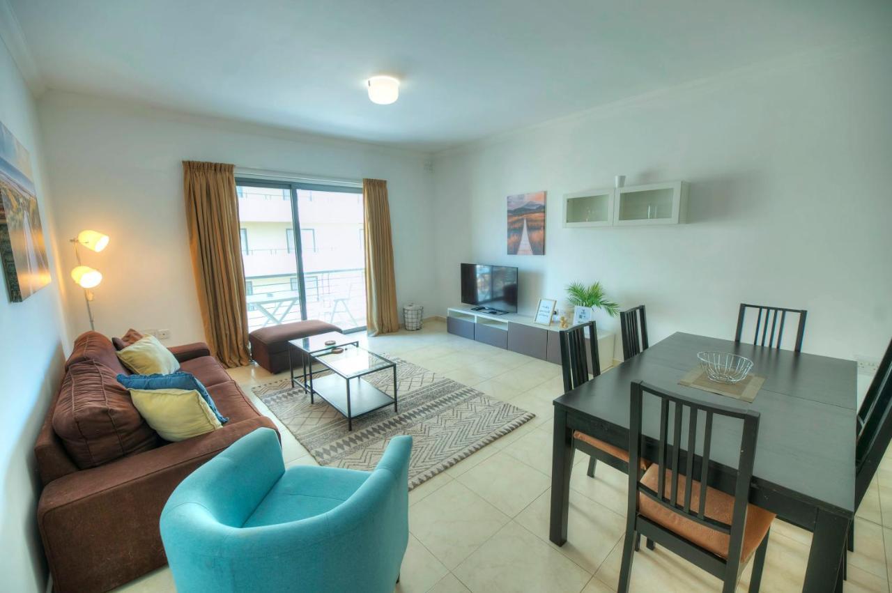 Modern 3Br Stylish & Spacious Apartment - Close To Sliema Promenade Gzira Esterno foto